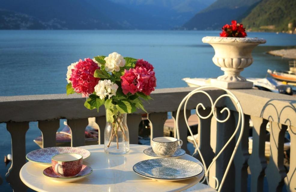 Ortensie & Oleandri Al Lago - By Myhomeincomo Argegno Buitenkant foto